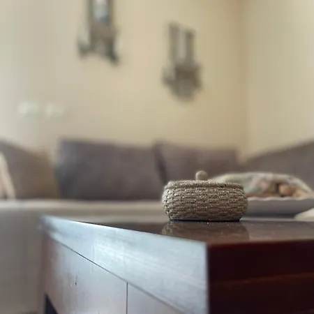 Bougainvilla Apartment