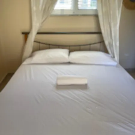 Bougainvilla Apartment